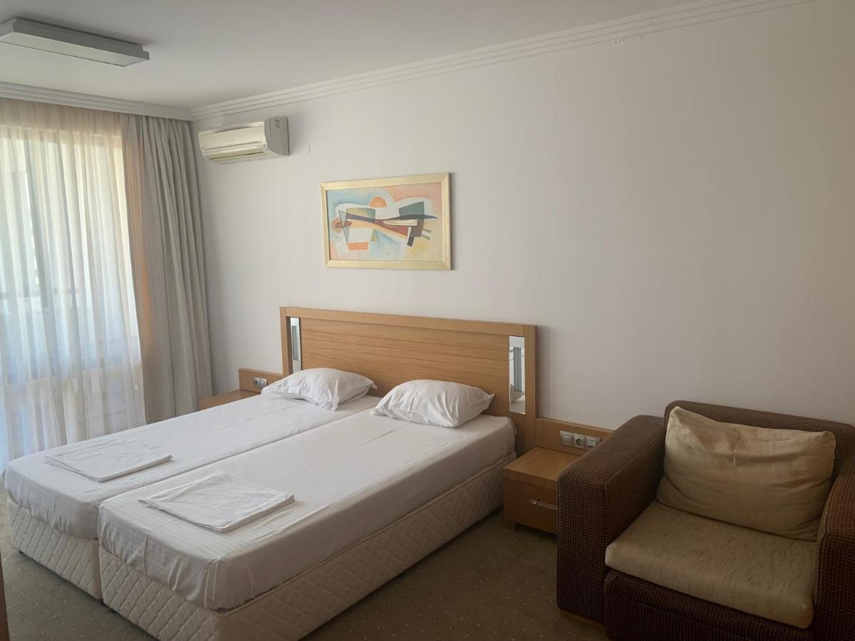 Kalina Private Apartments In Emerald Resort, רבדה מראה חיצוני תמונה