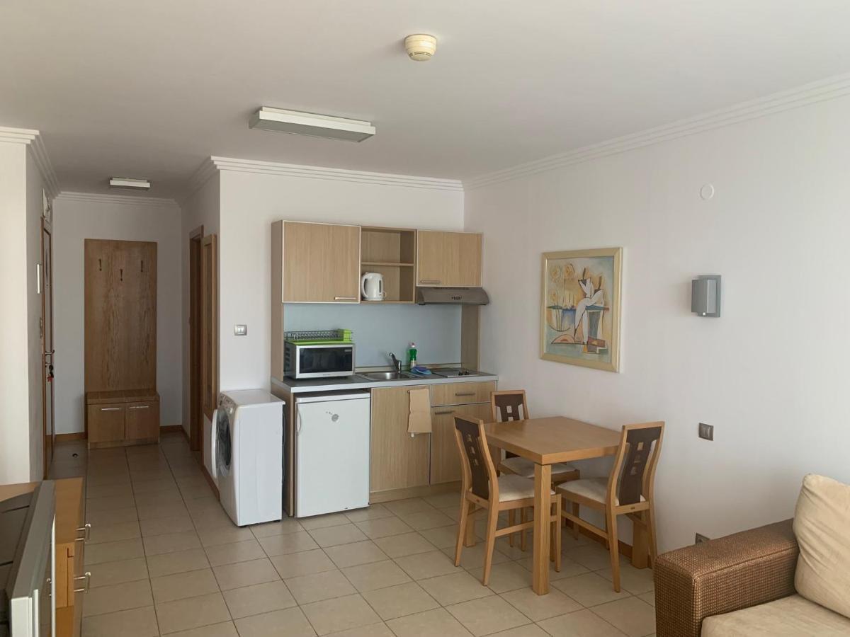 Kalina Private Apartments In Emerald Resort, רבדה מראה חיצוני תמונה