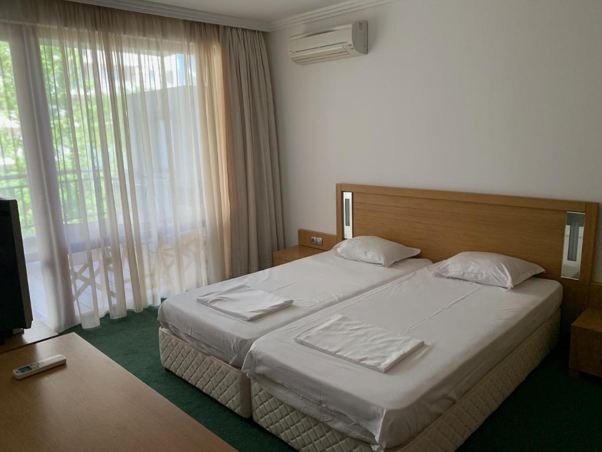Kalina Private Apartments In Emerald Resort, רבדה מראה חיצוני תמונה