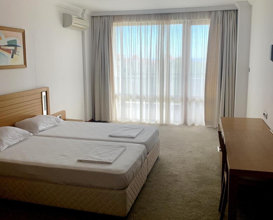 Kalina Private Apartments In Emerald Resort, רבדה מראה חיצוני תמונה