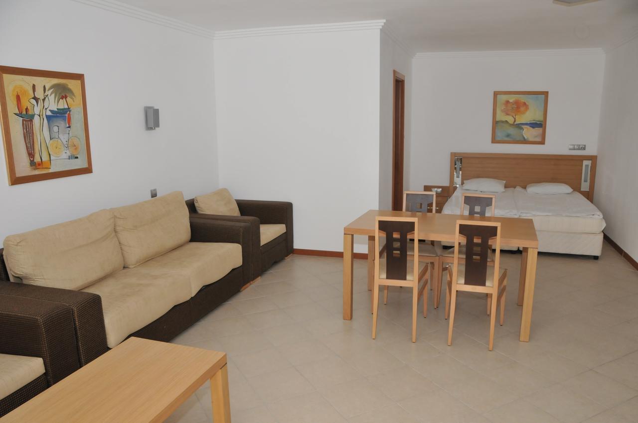 Kalina Private Apartments In Emerald Resort, רבדה מראה חיצוני תמונה